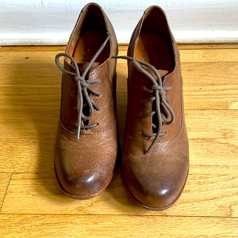 Korkease Oxford lace up